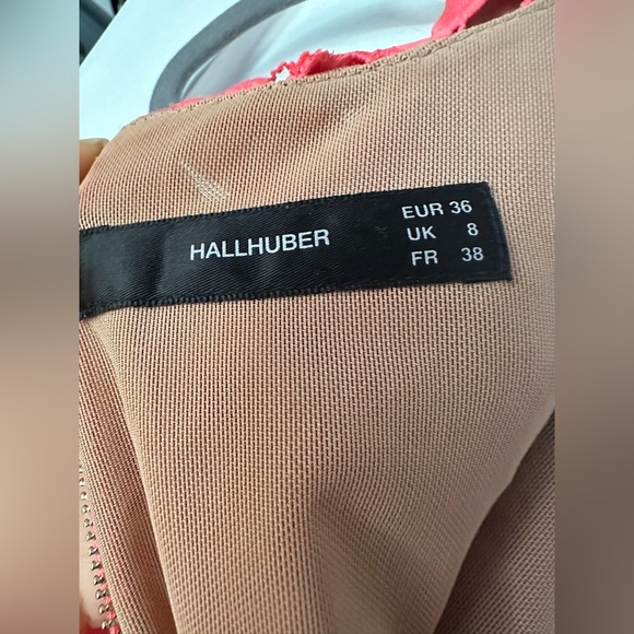 Fabulous peach color eyelet dress with nude slip built in EU SIZE 36 (0-2 US) - Picture 3 of 3